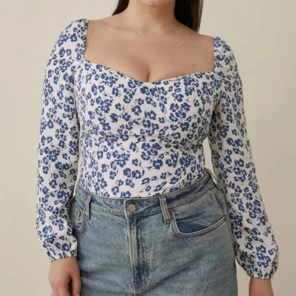 Reformation long sleeved fitted top